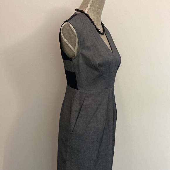 TAVAN & Mitto Grey and Black Pencil Sleeveless Couture Dress​​​​​ - Picture 10 of 16